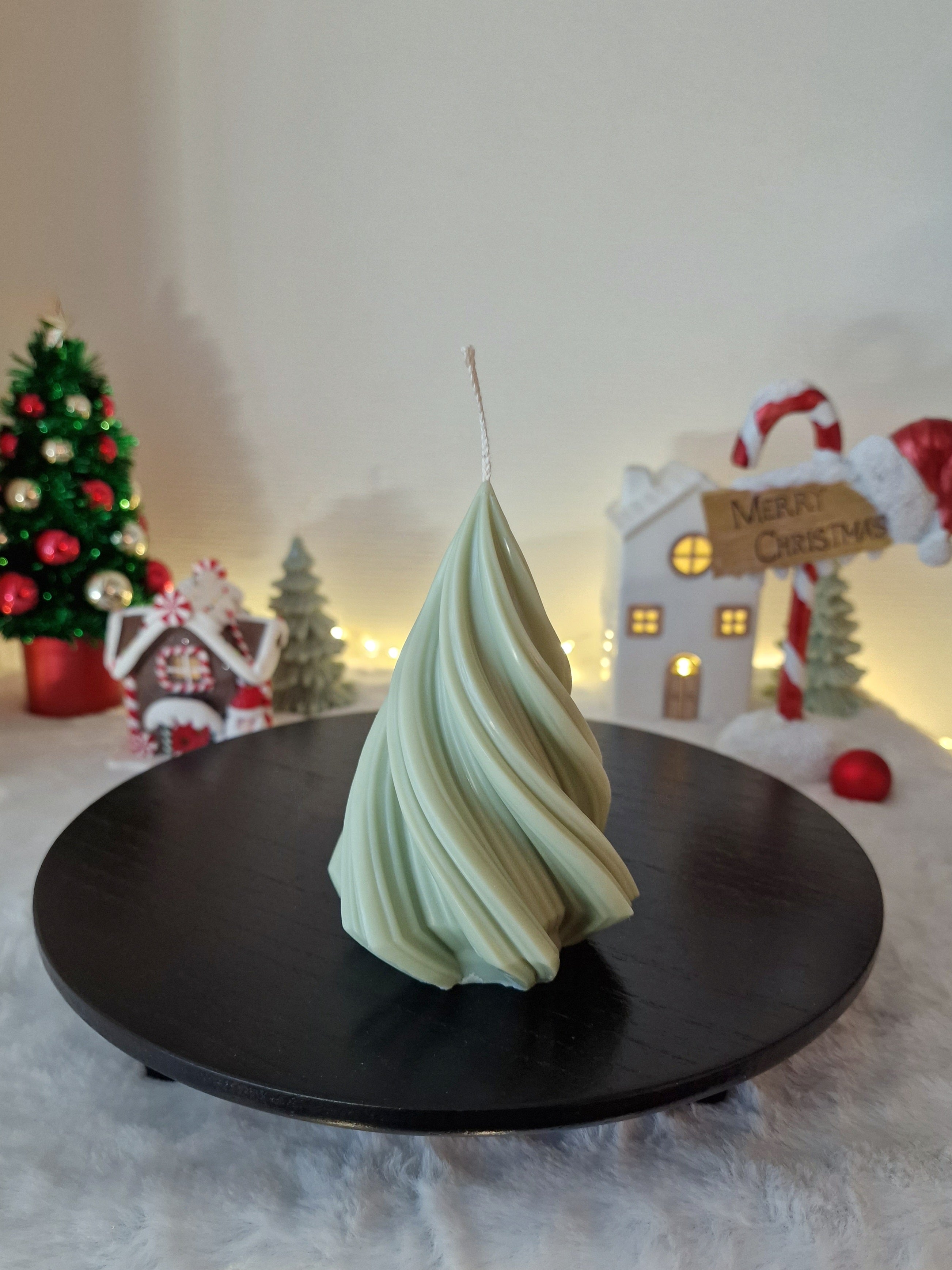 Swirl Christmas Tree