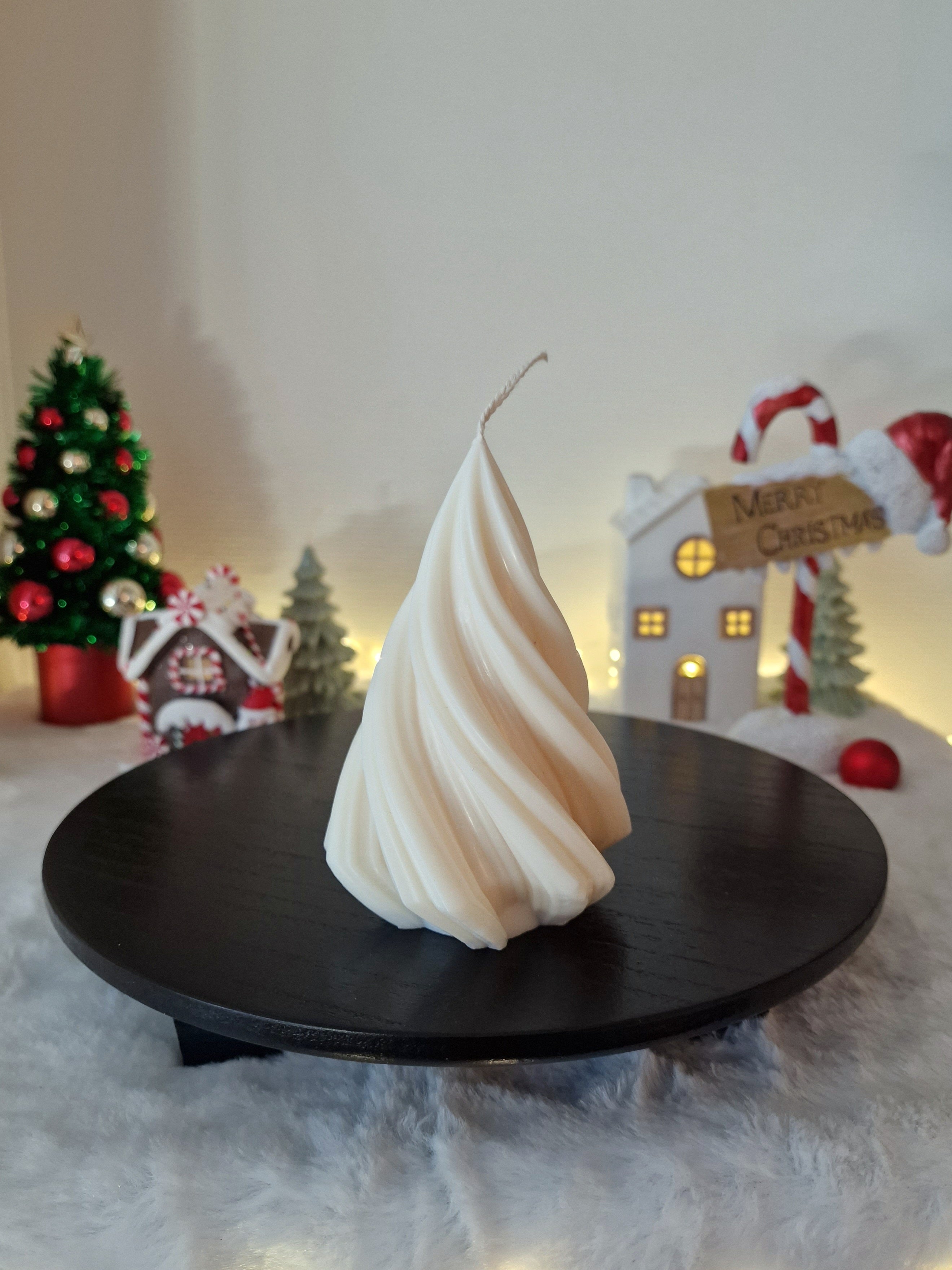 Swirl Christmas Tree